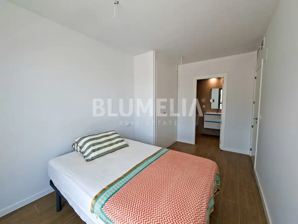 Dormitori de Apartament en venda en Dénia amb Aire condicionat, Calefacció i Jardí privat