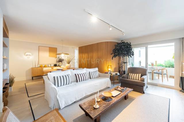 Piso en Venta en C. de Sta. Cruz de Marcenado, 33, Centro, 28015 Ma, 33 en Universidad - Malasaña