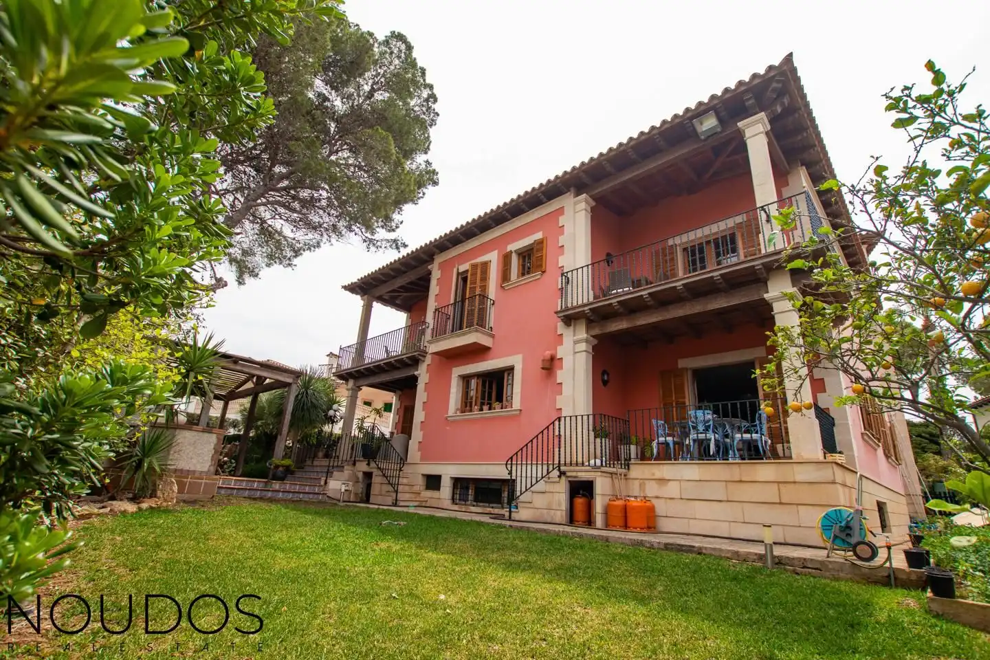 Houses for sale in Son Verí