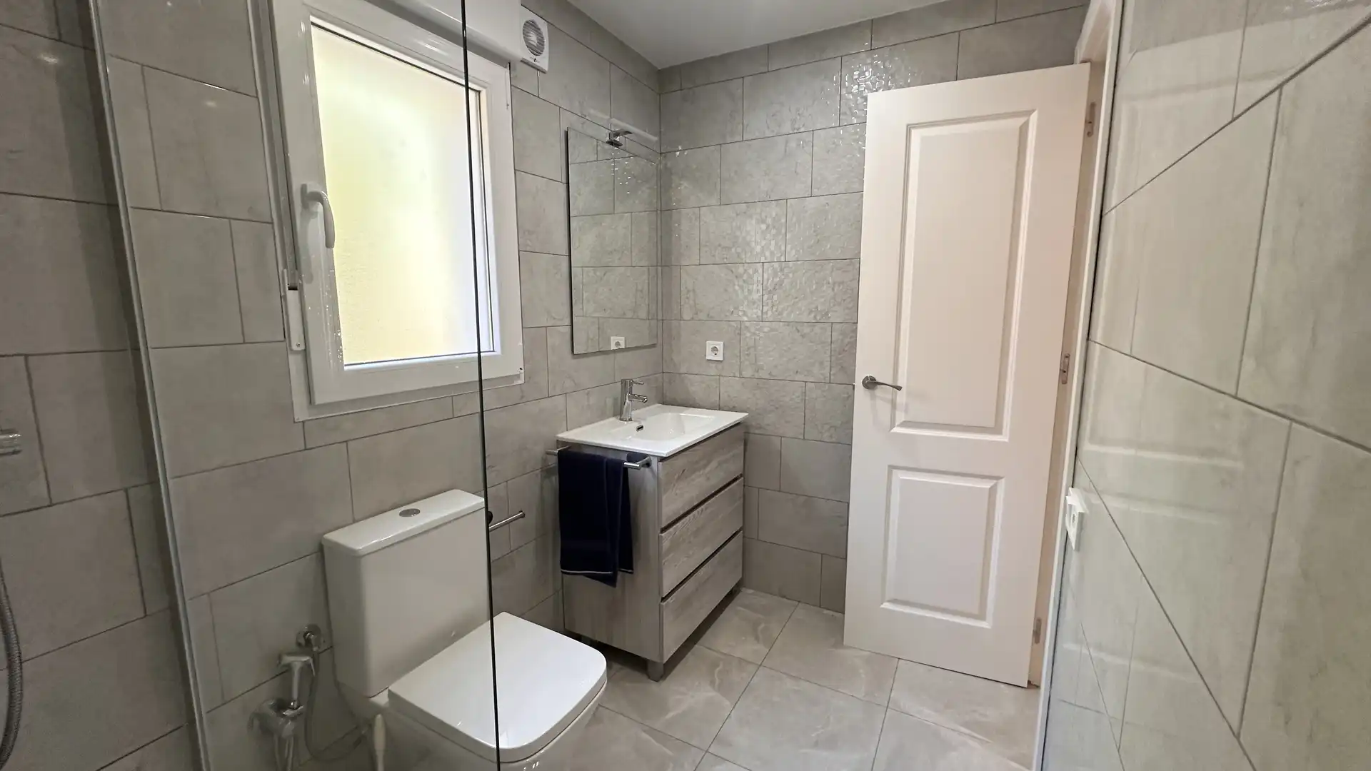 Baño de Casa o chalet en venta en  Tarragona Capital con Aire acondicionado, Terraza y Piscina