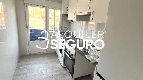 Photo 3 of Flat to rent in Arboledas, Parque Manuel de Vega - Carretera de Ugena, Toledo