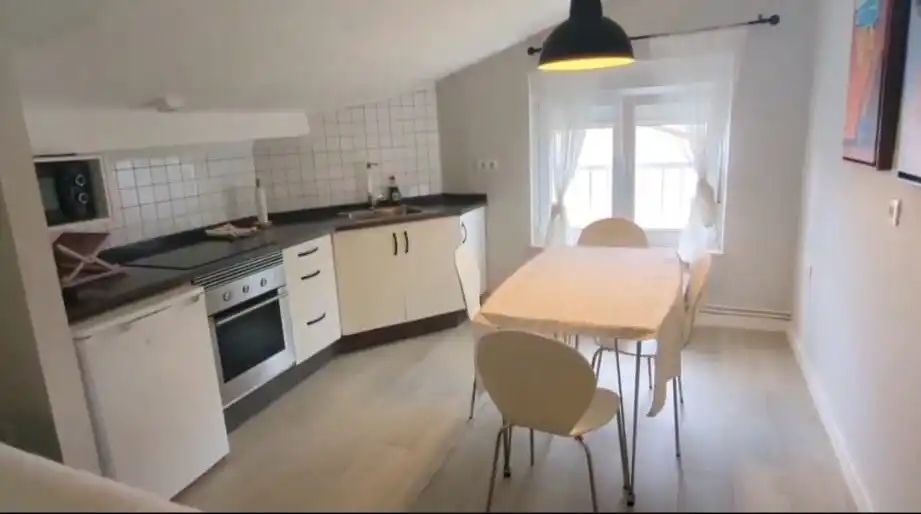 Cocina de Ático de alquiler en Vegadeo con Calefacción, Terraza y Amueblado