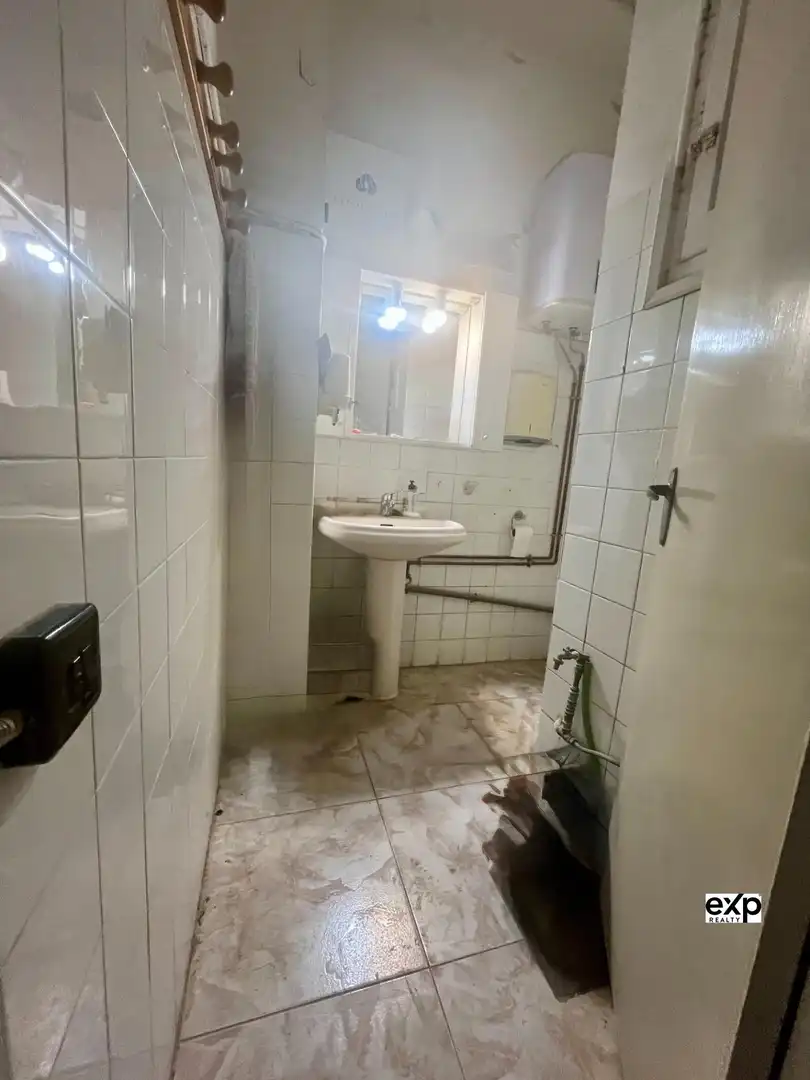 Baño de Local en venta en Valencia