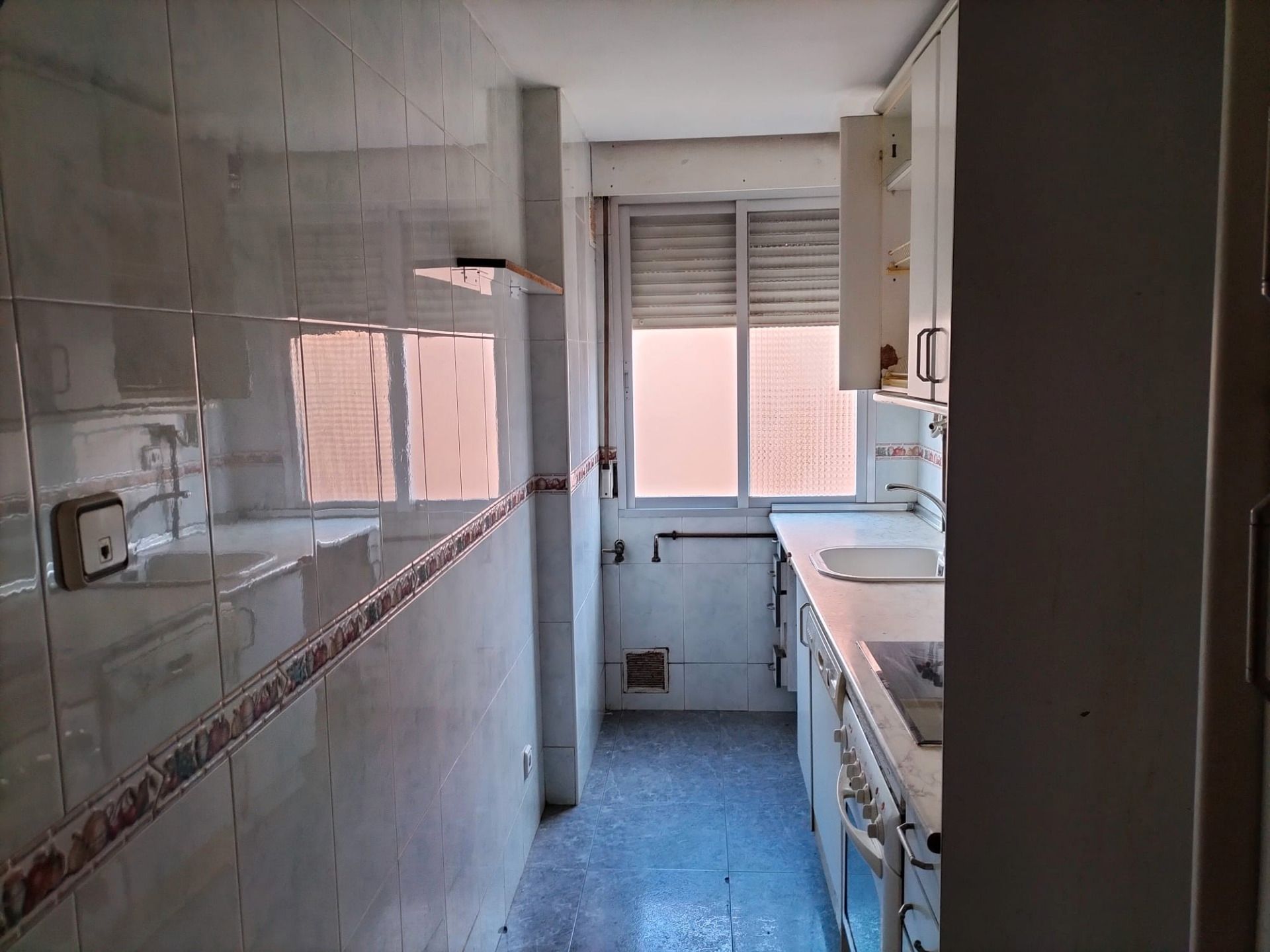 Kitchen of Flat for sale in  Madrid Capital