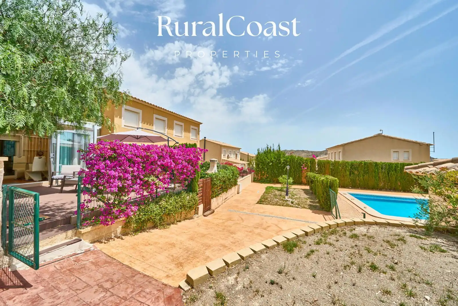 Vista exterior de Casa adosada en venta en Aigües con Aire acondicionado, Calefacción y Jardín privado
