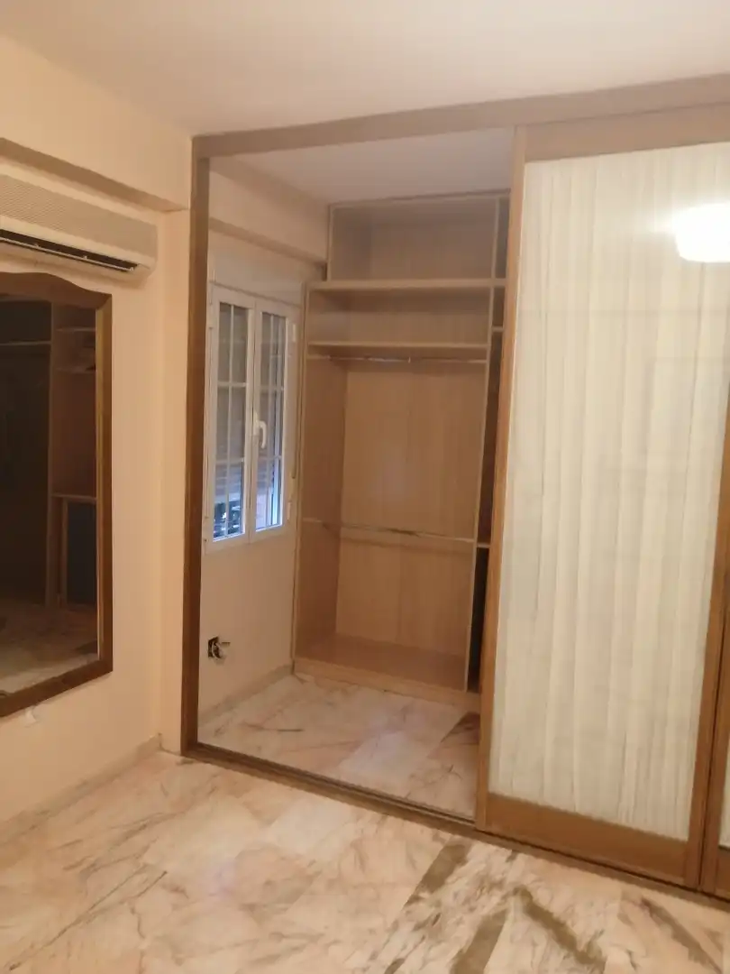 Bedroom of Flat for sale in Sevilla  with Air Conditioner, Furnished and Oven
