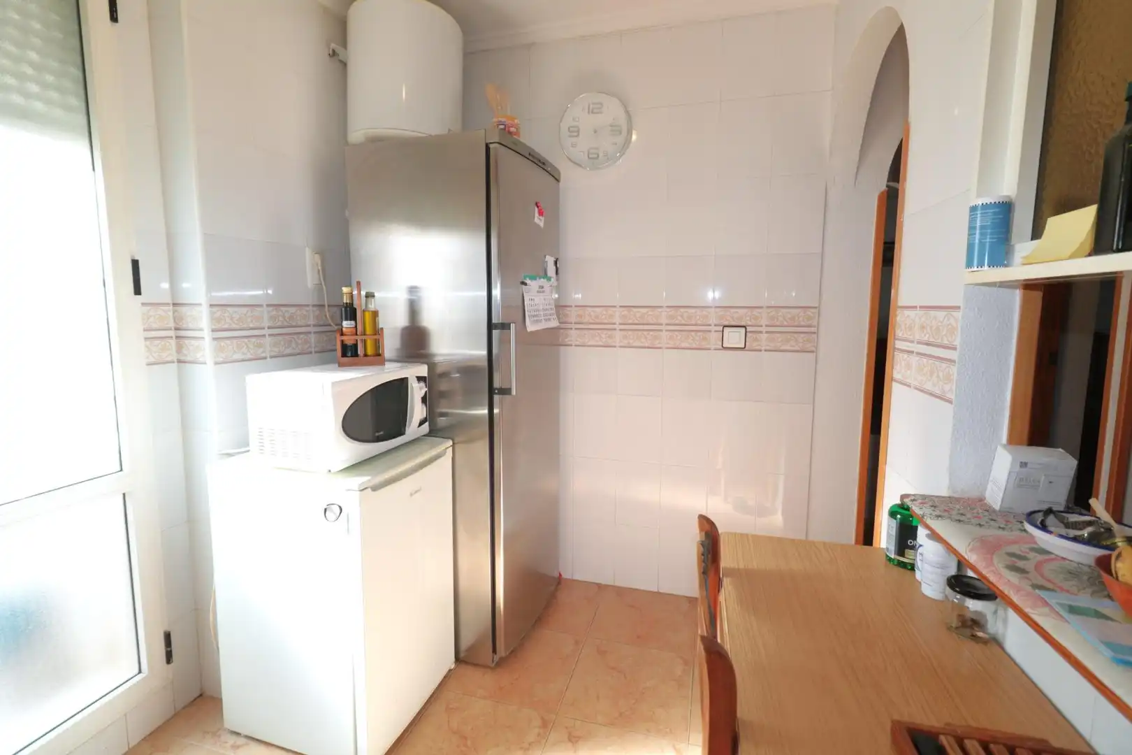 Cuina de Casa o xalet en venda en Torrevieja amb Aire condicionat, Jardí privat i Terrassa