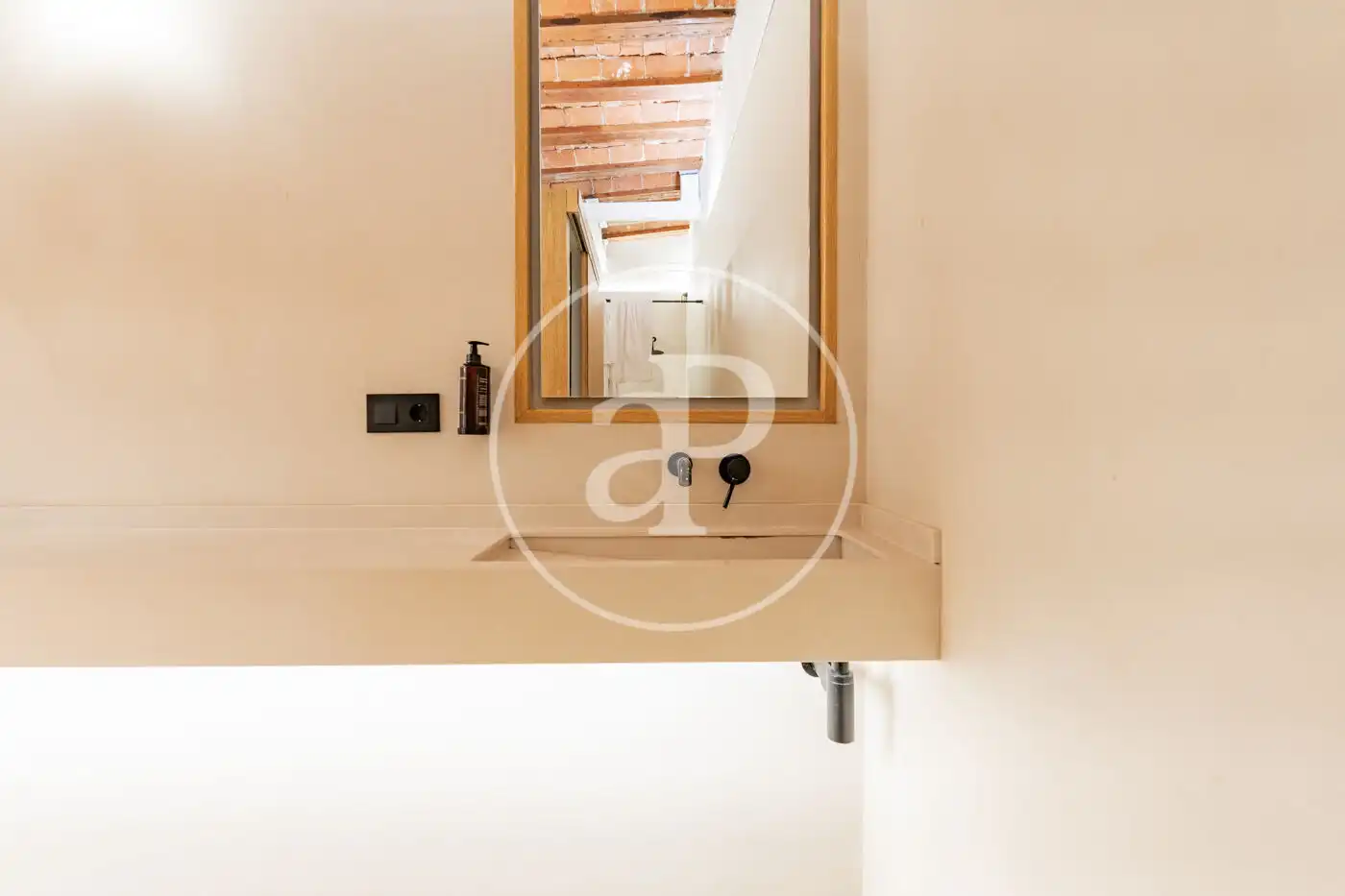 Baño de Piso en venta en Madrid con Aire acondicionado, Calefacción y Amueblado