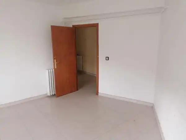 Dormitori de Pis en venda en Ponferrada amb Calefacció i Terrassa