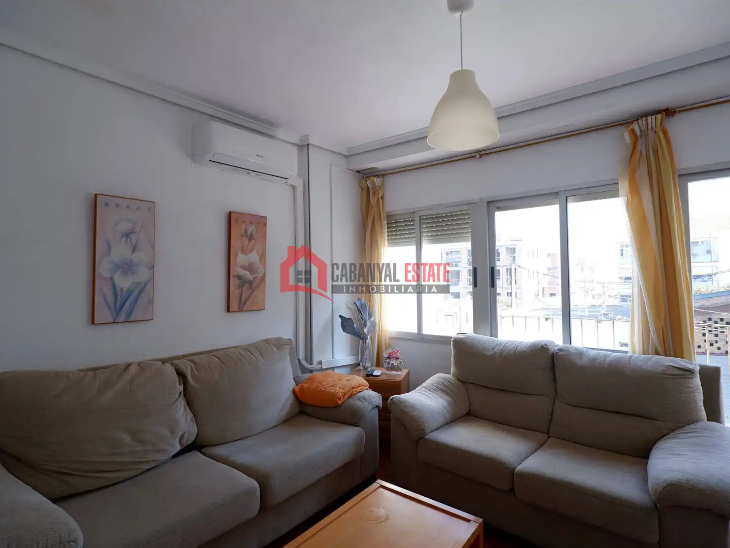 Vista exterior de Apartamento en venta en Valencia con Aire acondicionado, Jardín privado y Trastero