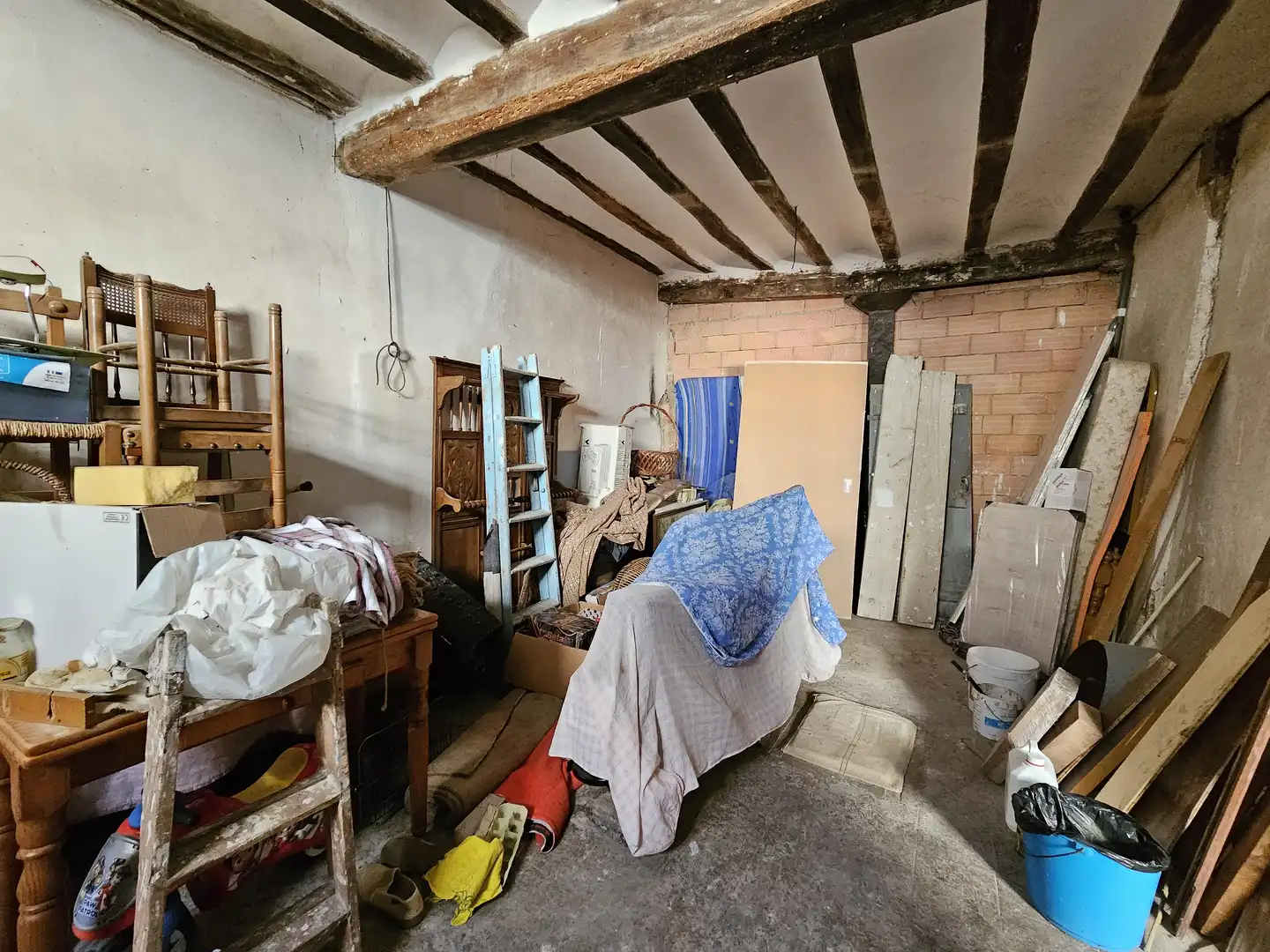 Casa adosada en venta en Condado de Treviño con Amueblado y Balcón