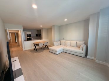 Appartement avec ascenseur à louer à Calle Presidente Alvear 34