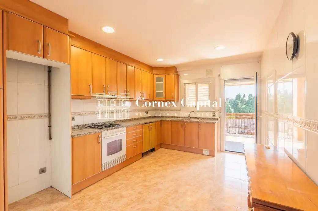 Kitchen of Flat for sale in Torroella de Montgrí  with Heating, Terrace and Balcony