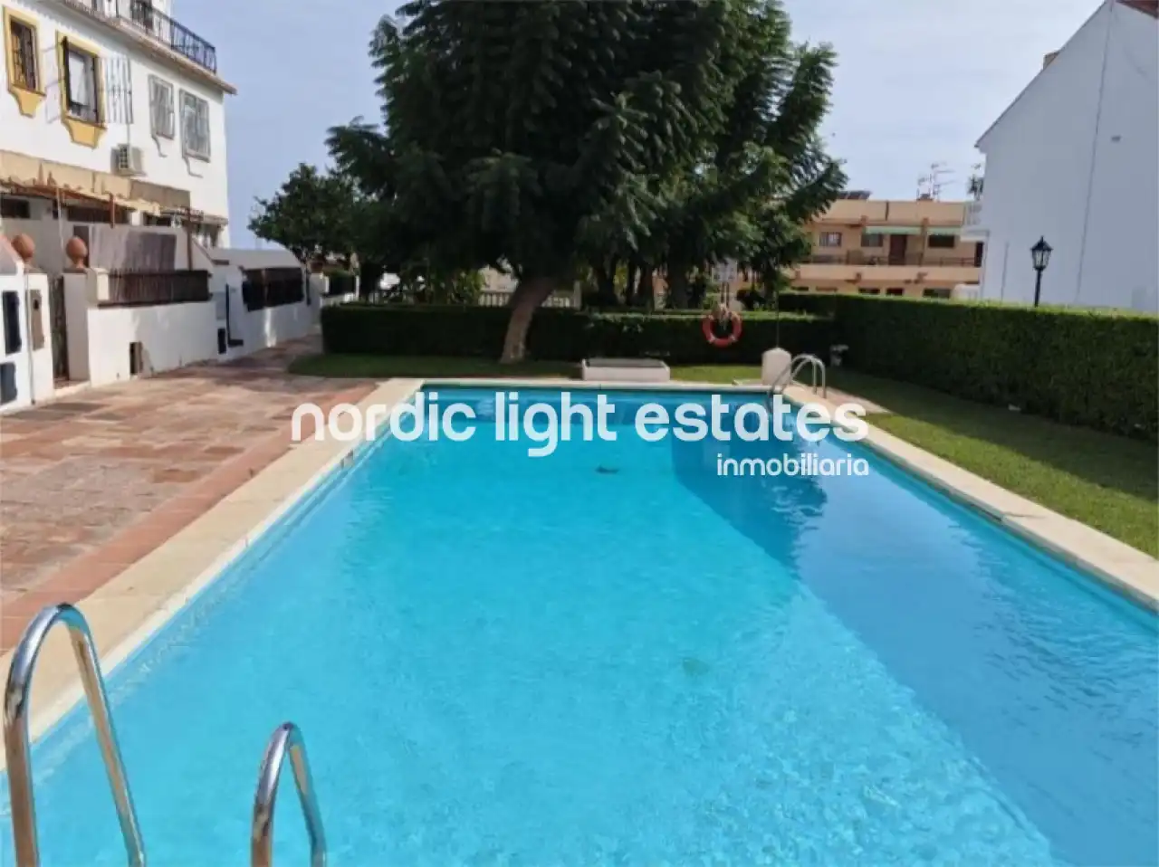 Vista exterior de Casa o chalet en venta en Torremolinos con Terraza, Piscina y Amueblado