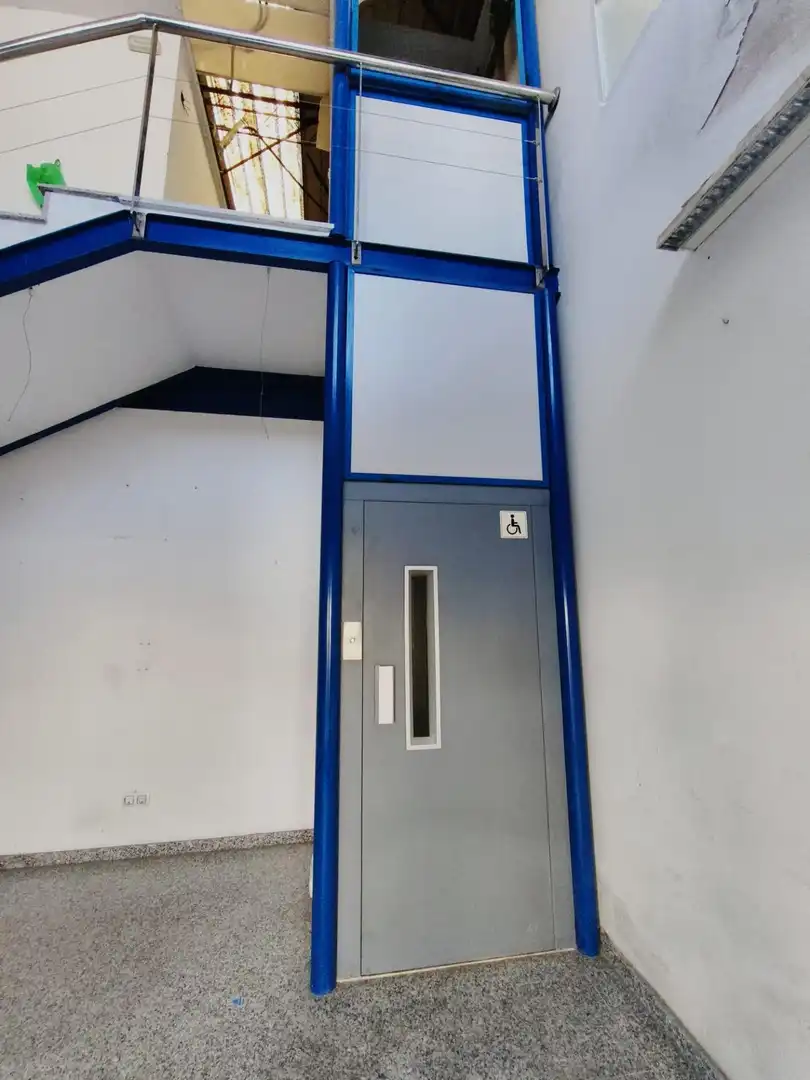 Industrial buildings for sale in Gines