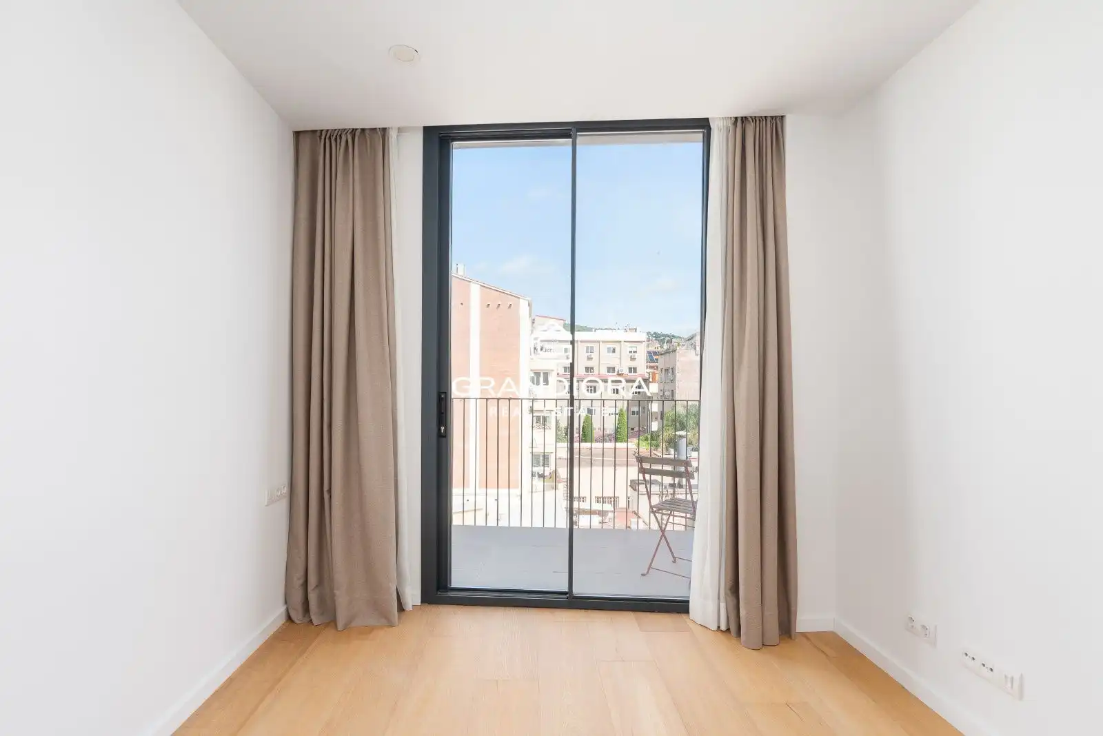 Penthouse mit Pool zum Verkauf in Calle de les Carolines 25, imagen 28