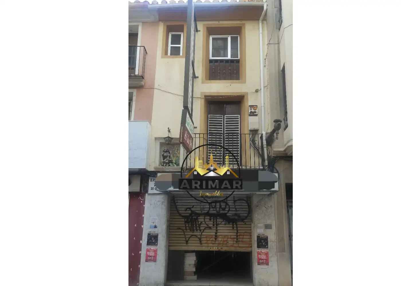 Vista exterior de Casa adosada en venda en Castellón de la Plana / Castelló de la Plana amb Balcó