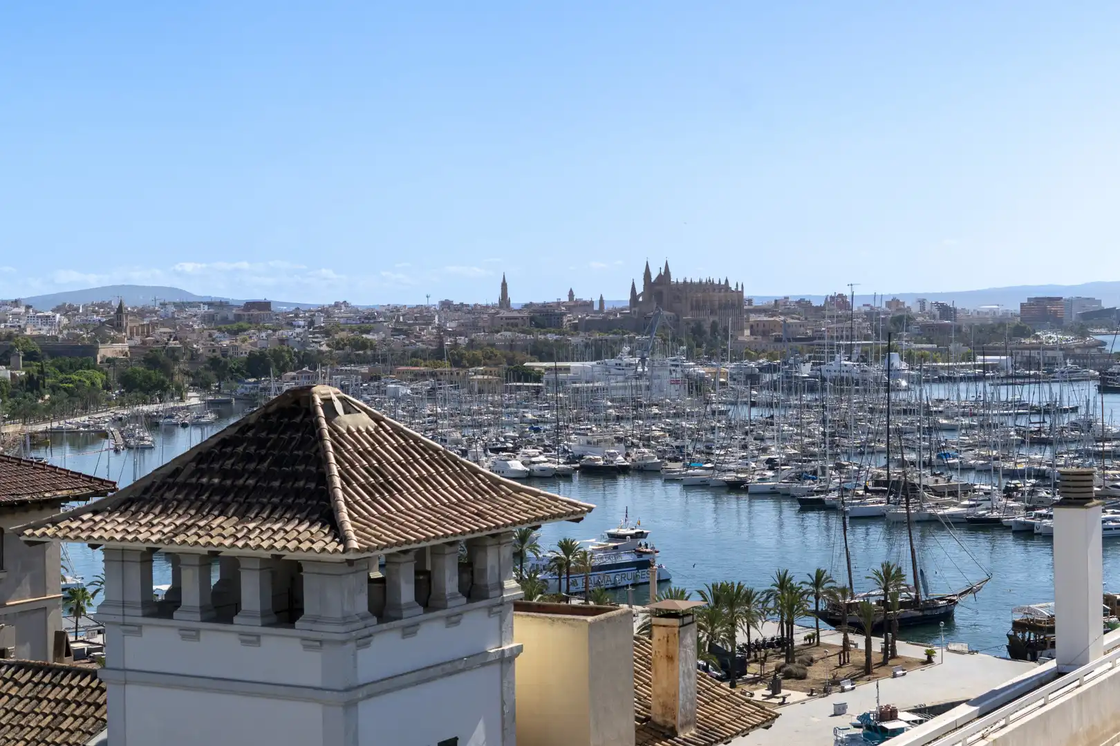 Apartments for sale in  Palma de Mallorca  with Air Conditioner, Heating and Terrace