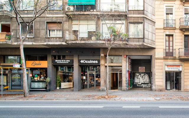 Local comercial en Alquiler en Rosselló en Dreta de l'Eixample