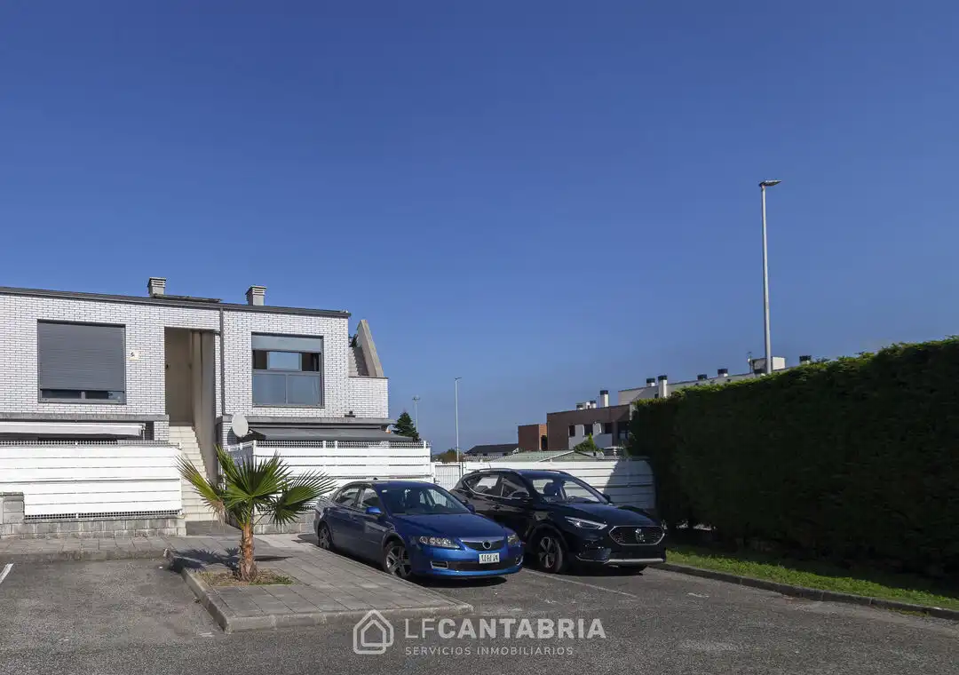 Exterior view of Flat for sale in Miengo  with Heating, Terrace and Storage room