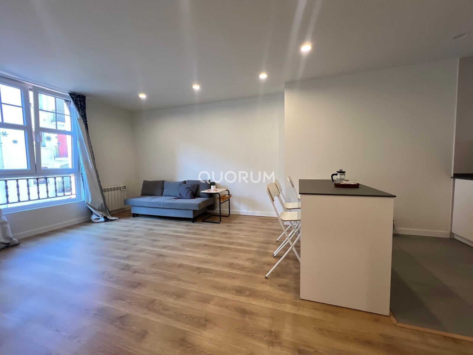 Sala d'estar de Apartament de lloguer en Bilbao  amb Calefacció