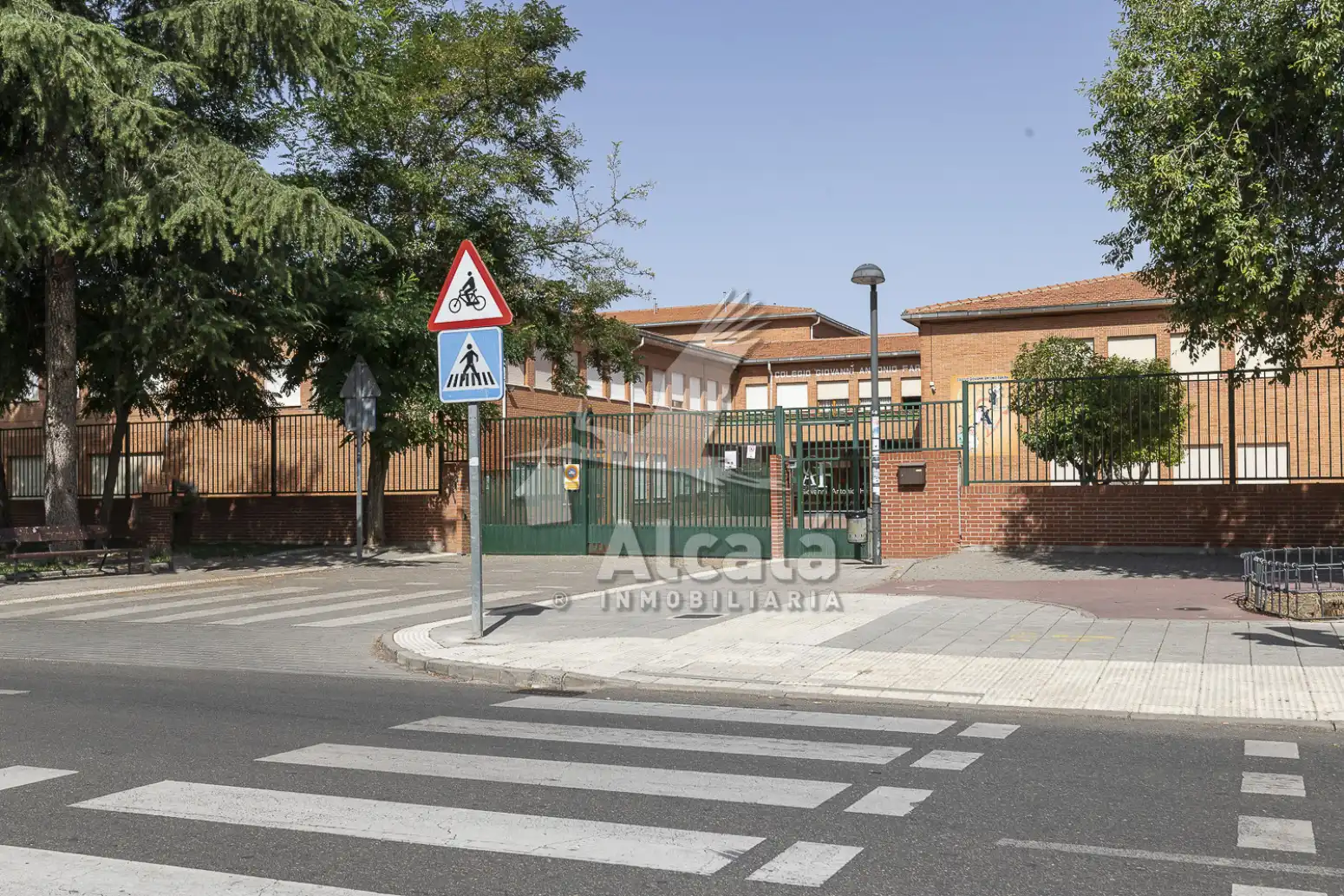 Vista exterior de Piso en venta en Azuqueca de Henares con Aire acondicionado, Jardín privado y Domótica