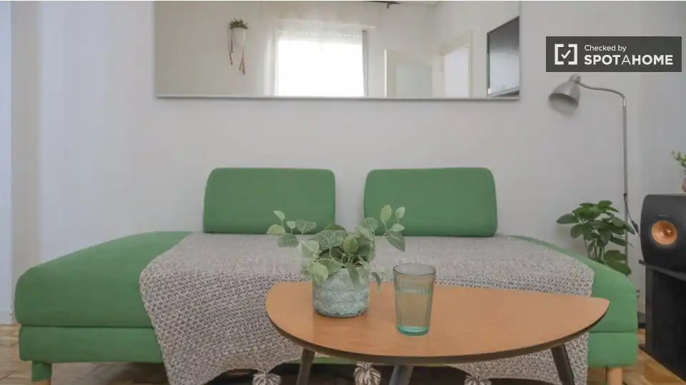 Appartamento con terrazza in affitto a Centro, imagen 6