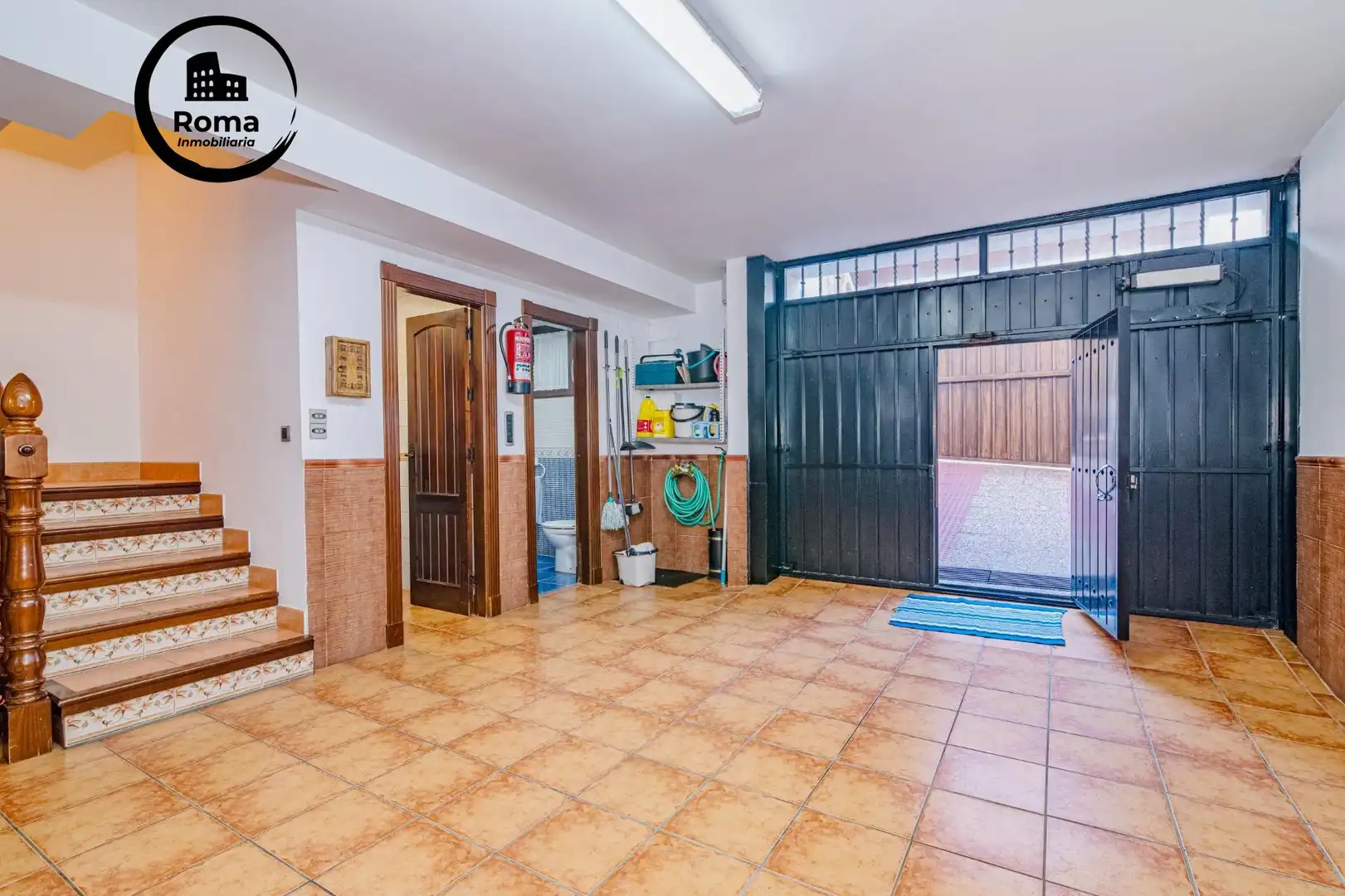 Casa adosada en venta en La Zubia con Aire acondicionado, Calefacción y Piscina
