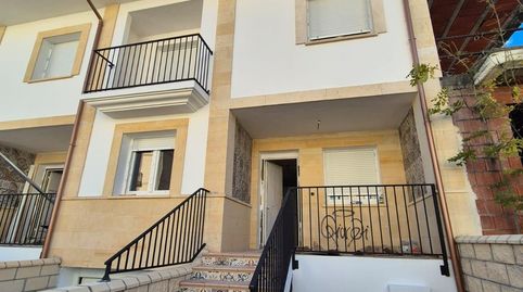 Foto 2 de Casa adosada en venta en Valle de Mena, Burgos