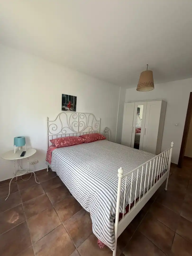 Habitación de Piso para compartir en San Cristóbal de la Laguna con Amueblado