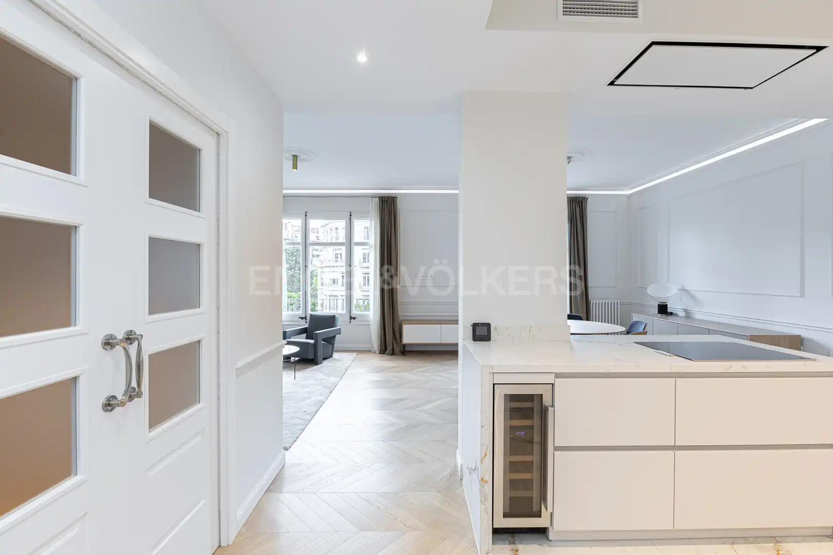 Living room of Flat for rent in Barcelona  with Air Conditioner, Heating and Parquet flooring