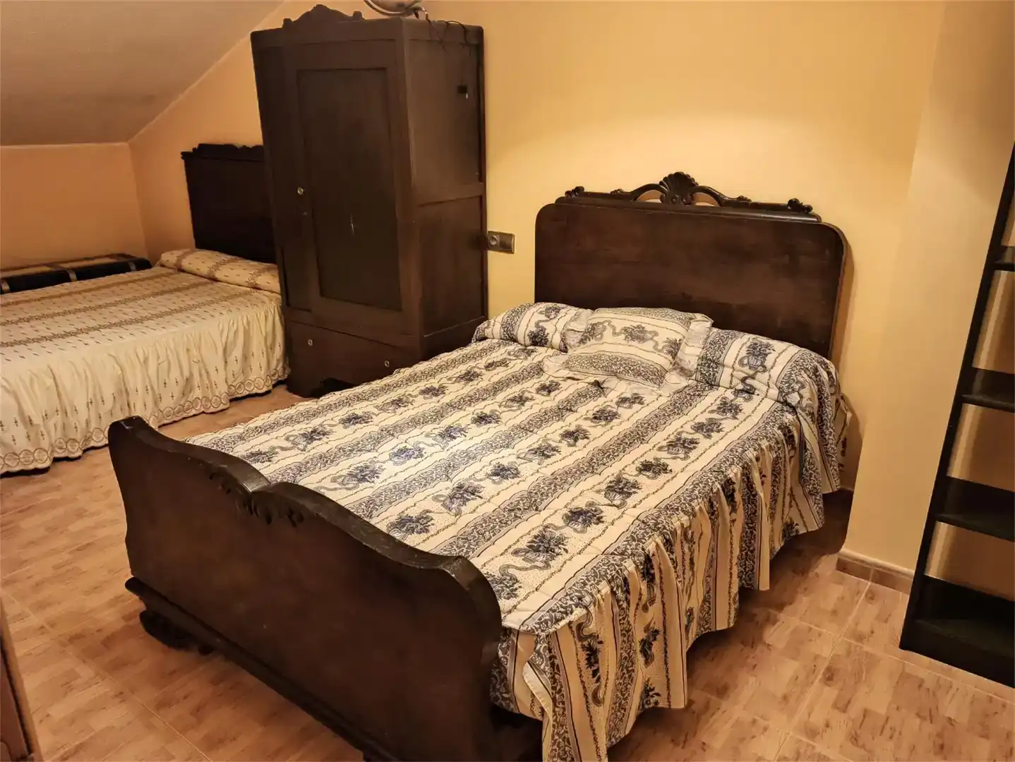 Dormitori de Casa o xalet en venda en Valderas amb Traster