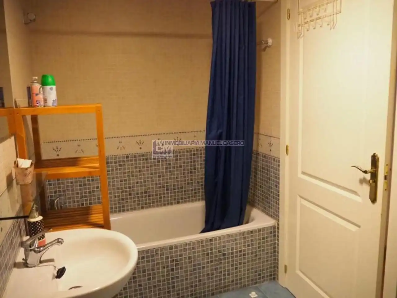 Baño de Piso de alquiler en Cáceres con Aire acondicionado, Calefacción y Terraza
