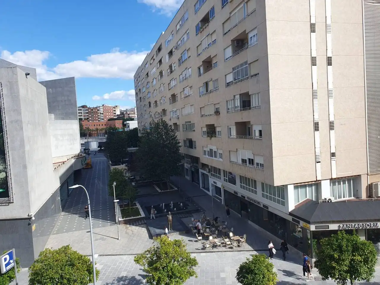 Vista exterior de Piso de alquiler en Badajoz con Aire acondicionado, Calefacción y Balcón