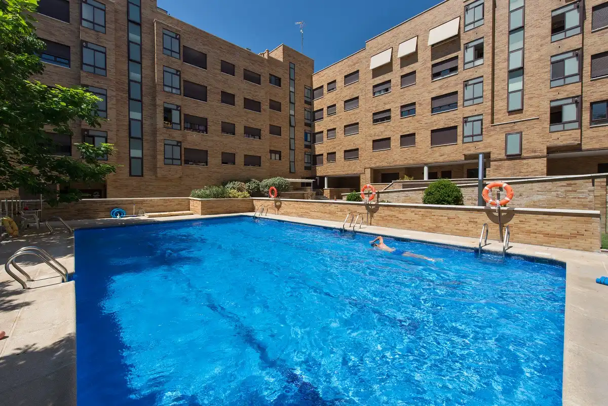 Wohnung mit Pool zum Verkauf in Calle de Juan Gris 3