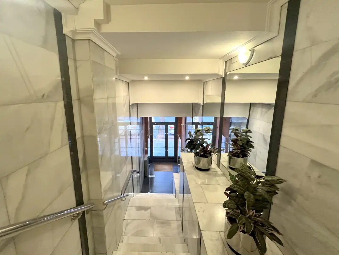Bathroom of Office for rent in Chamberí
