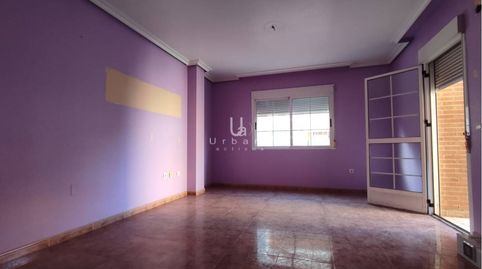 Foto 2 de Piso en venta en Calle Pintor Pedro Cano, Beniel, Murcia