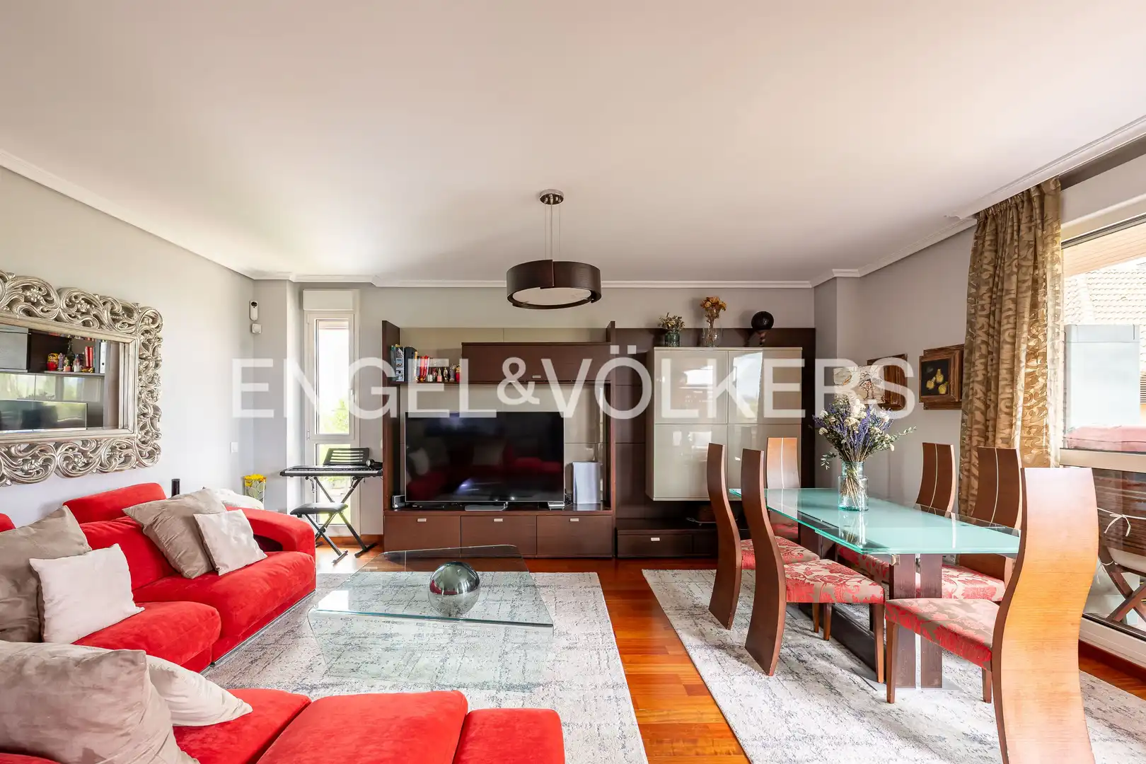 Sala de estar de Ático de alquiler en Boadilla del Monte con Aire acondicionado, Calefacción y Parquet