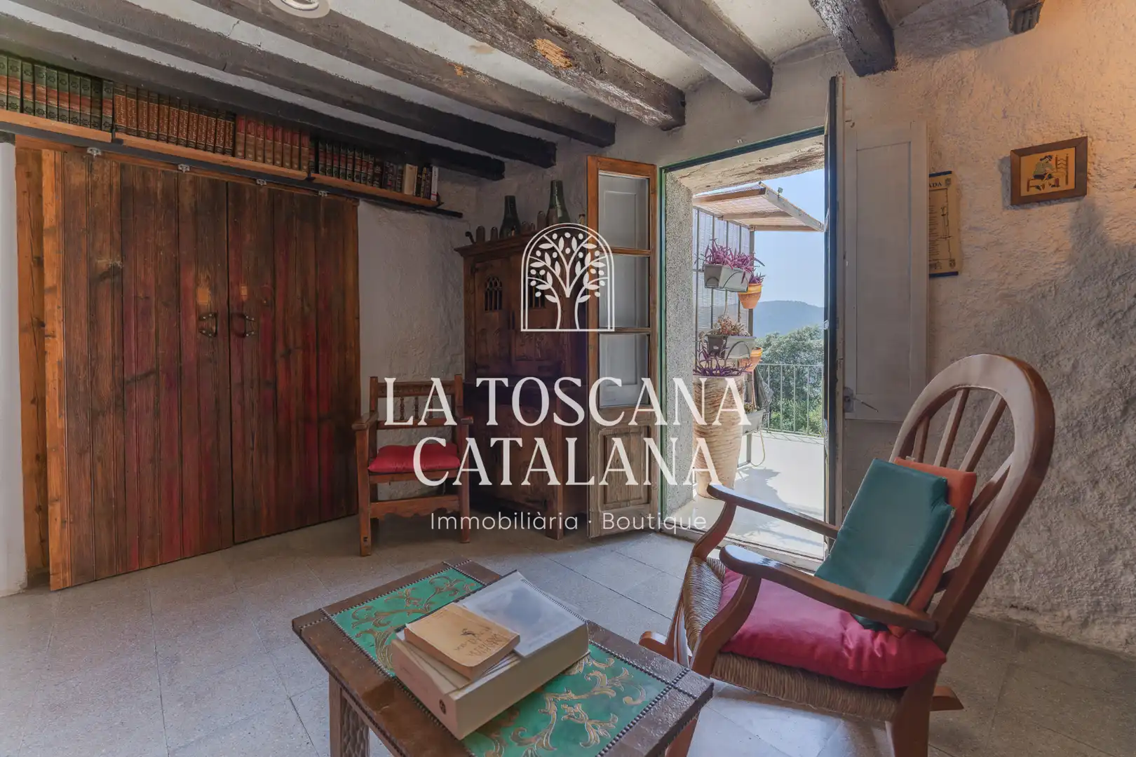 Terraza de Finca rústica en venta en Sales de Llierca con Aire acondicionado, Calefacción y Jardín privado