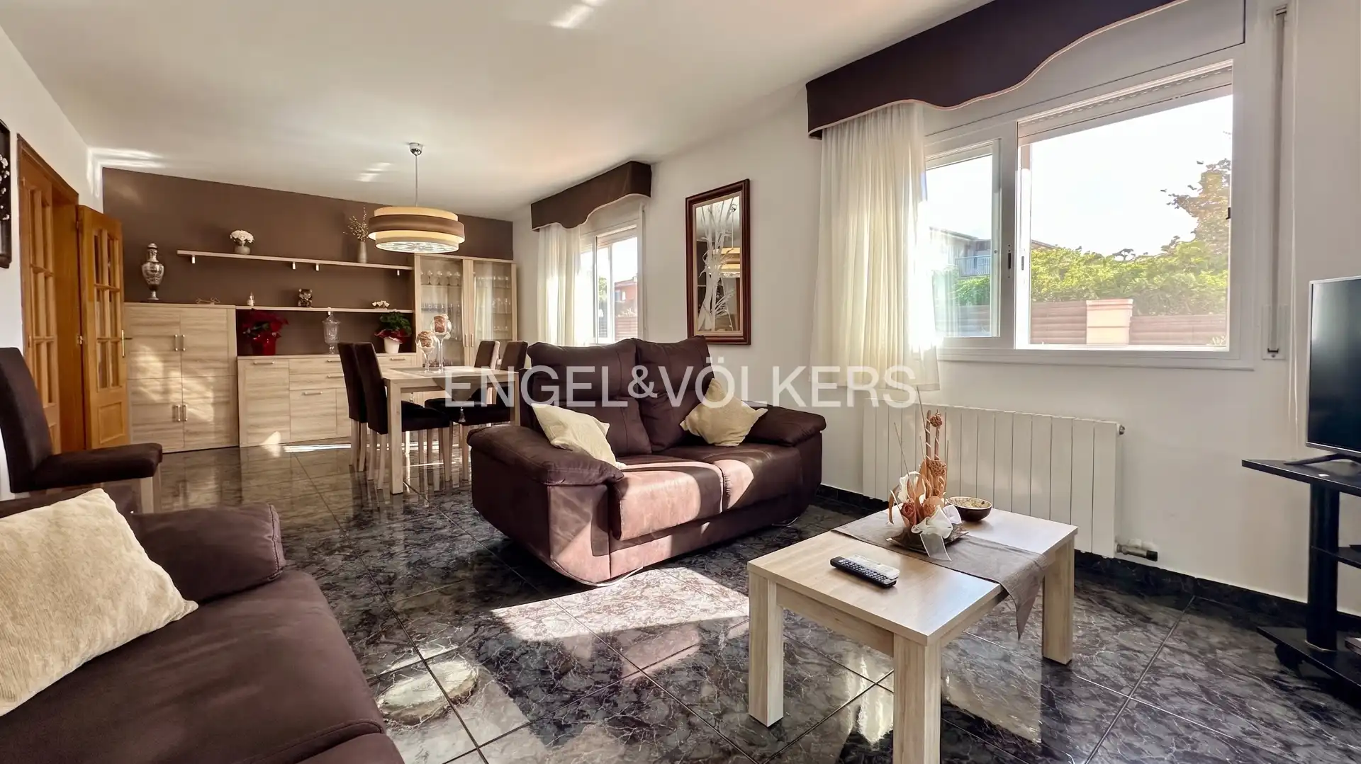 Sala d'estar de Casa o xalet en venda en Almoster amb Aire condicionat, Calefacció i Jardí privat