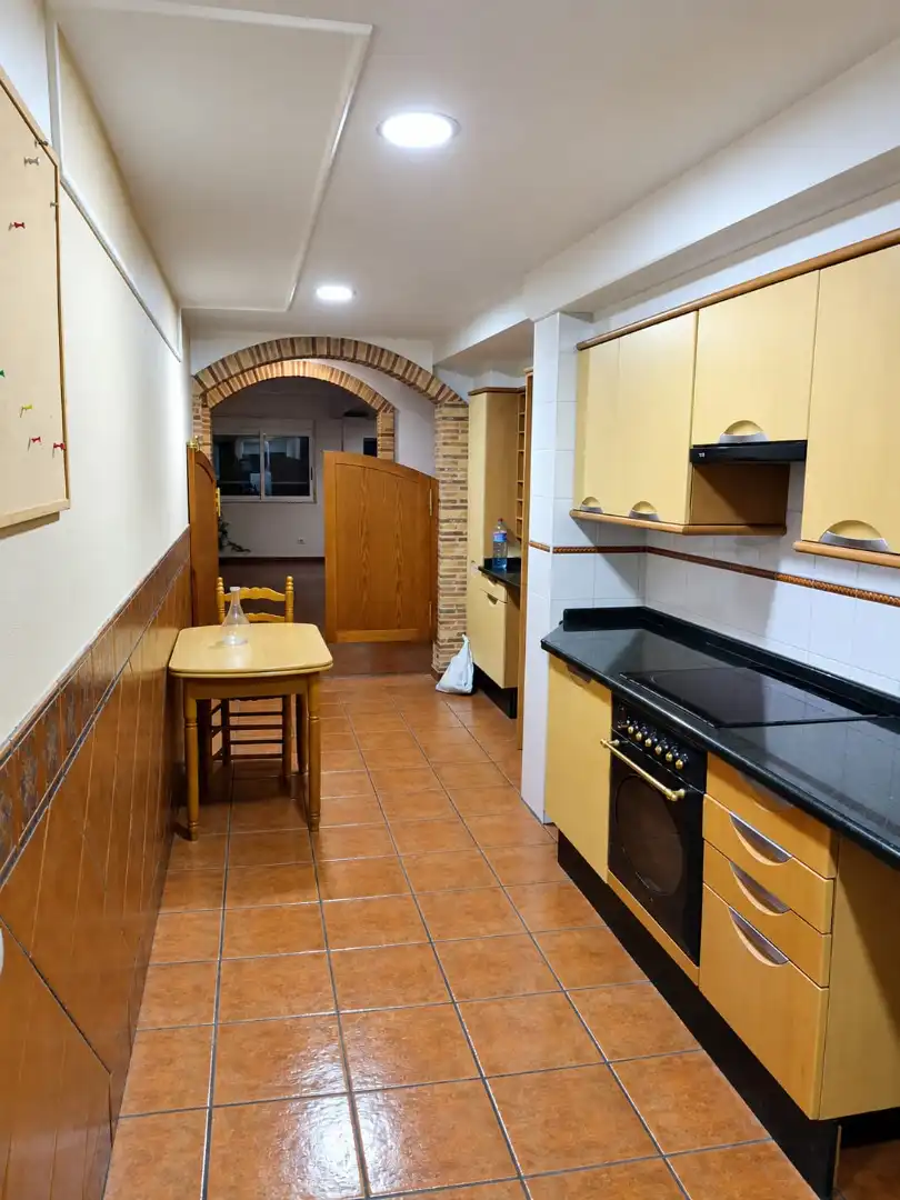 Flat with balcony for sale in Sant Josep - Zona Hospital, imagen 6