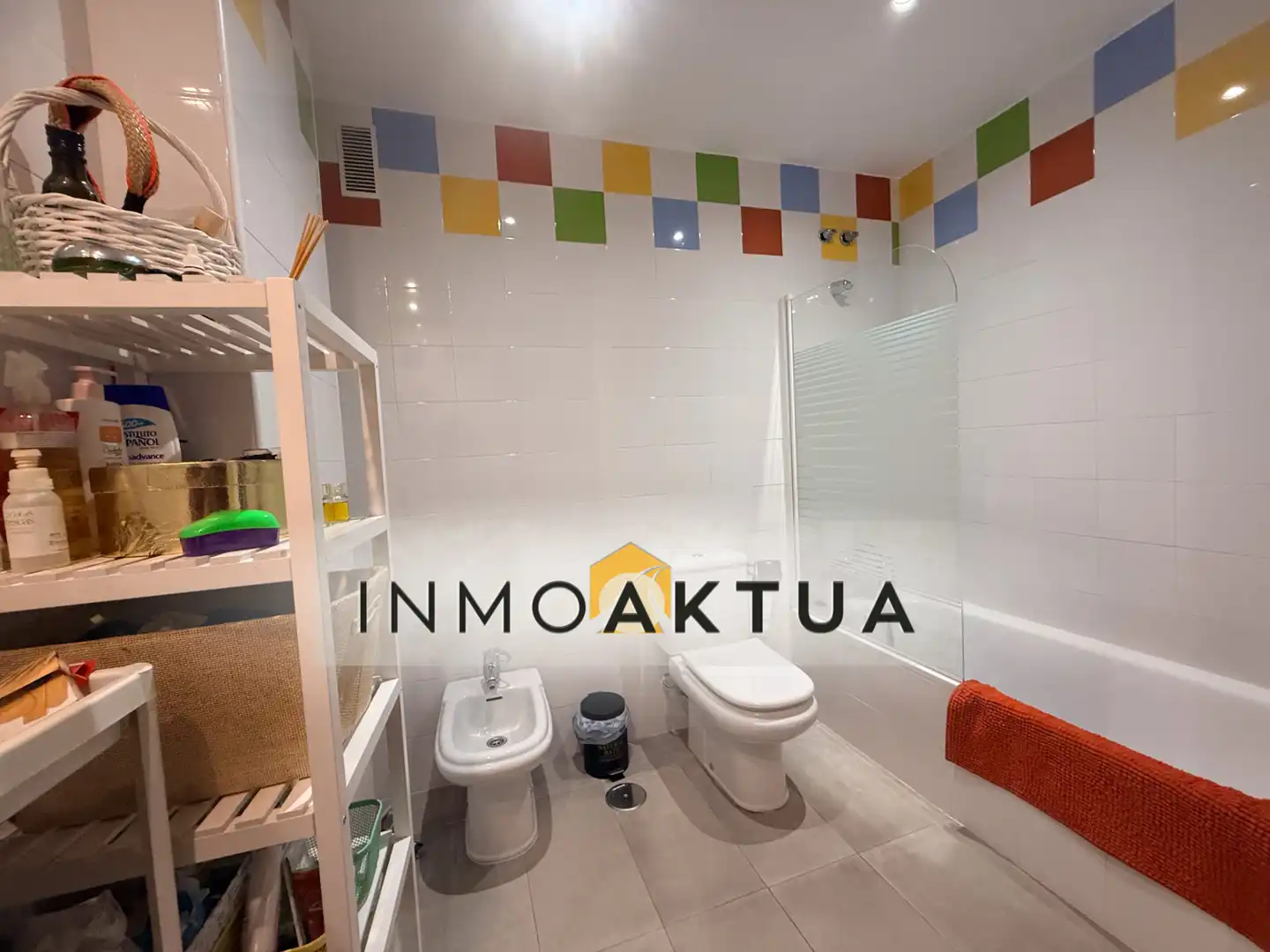 Baño de Apartamento de alquiler en Jerez de la Frontera con Aire acondicionado, Trastero y Amueblado
