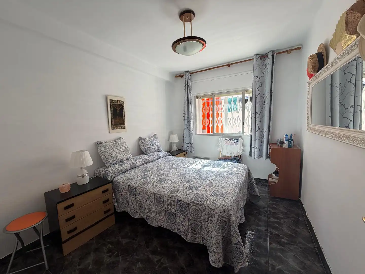 Bedroom of Apartments for sale in El Vendrell  with Terrace, Furnished and Alarm