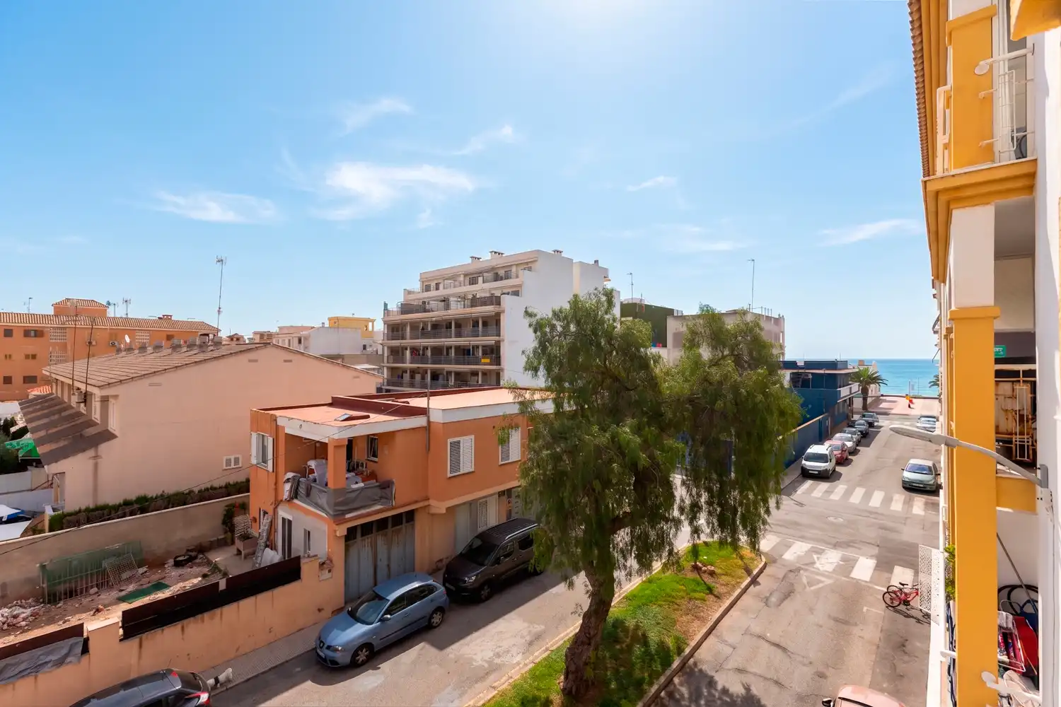 Vista exterior de Pis en venda en Moncofa amb Calefacció i Terrassa