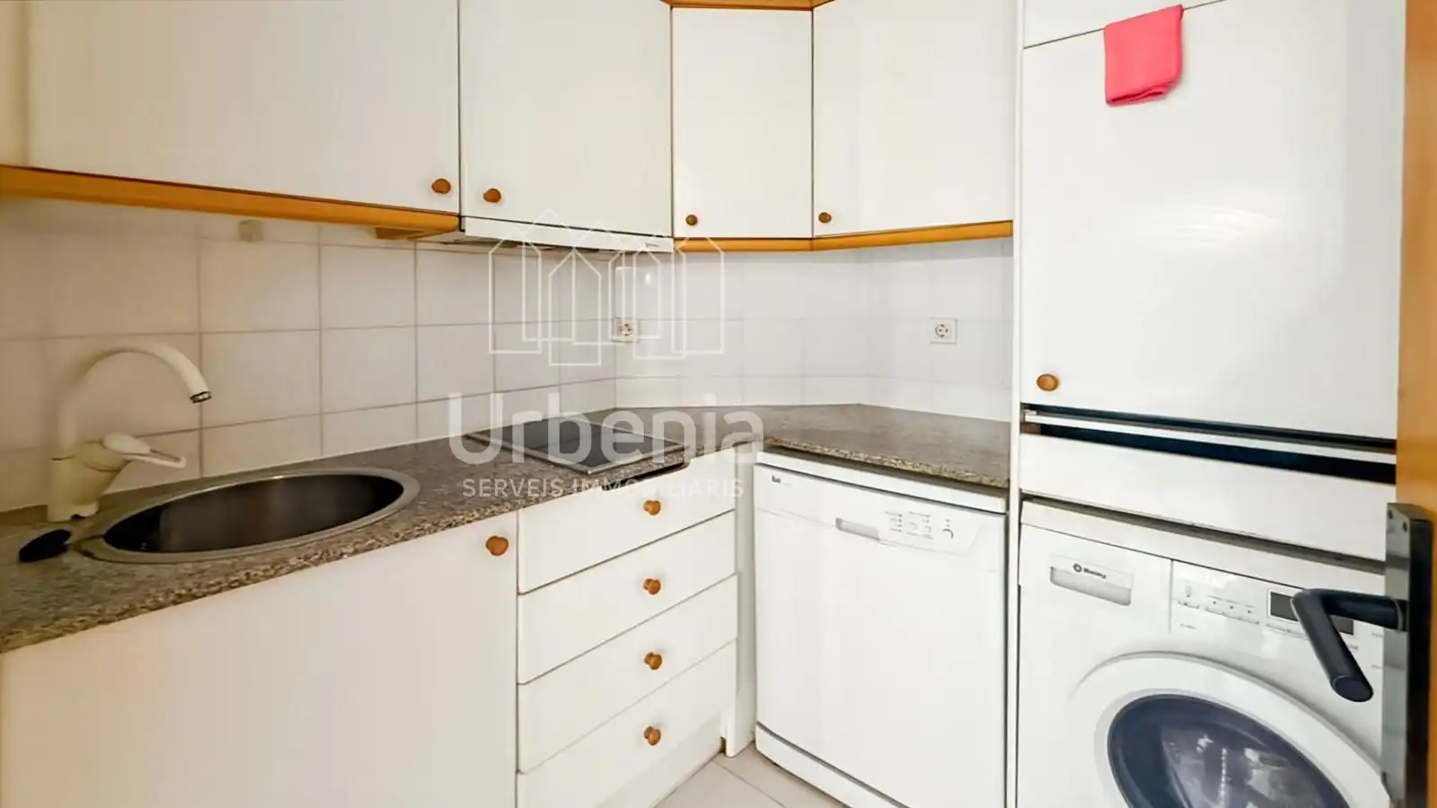 Cocina de Piso en venta en Mataró con Calefacción y Trastero