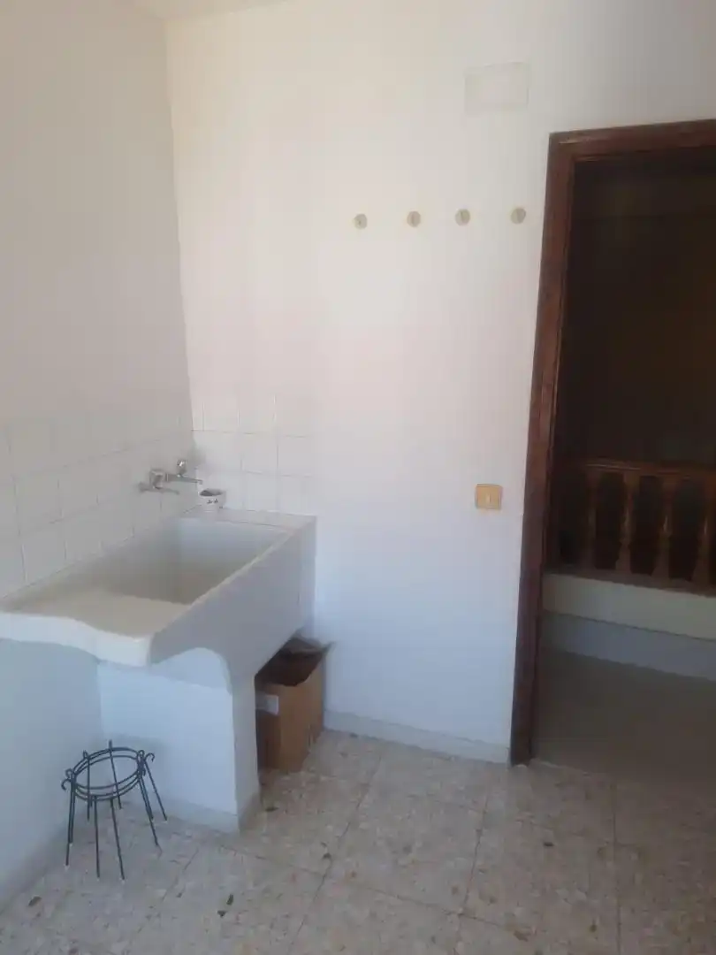Bany de Casa adosada en venda en Castellar de Santiago amb Moblat i Balcó
