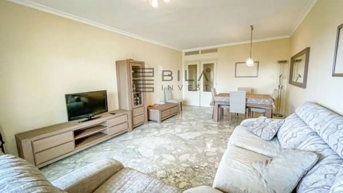 Piso con piscina en venta en Nogal, imagen 3