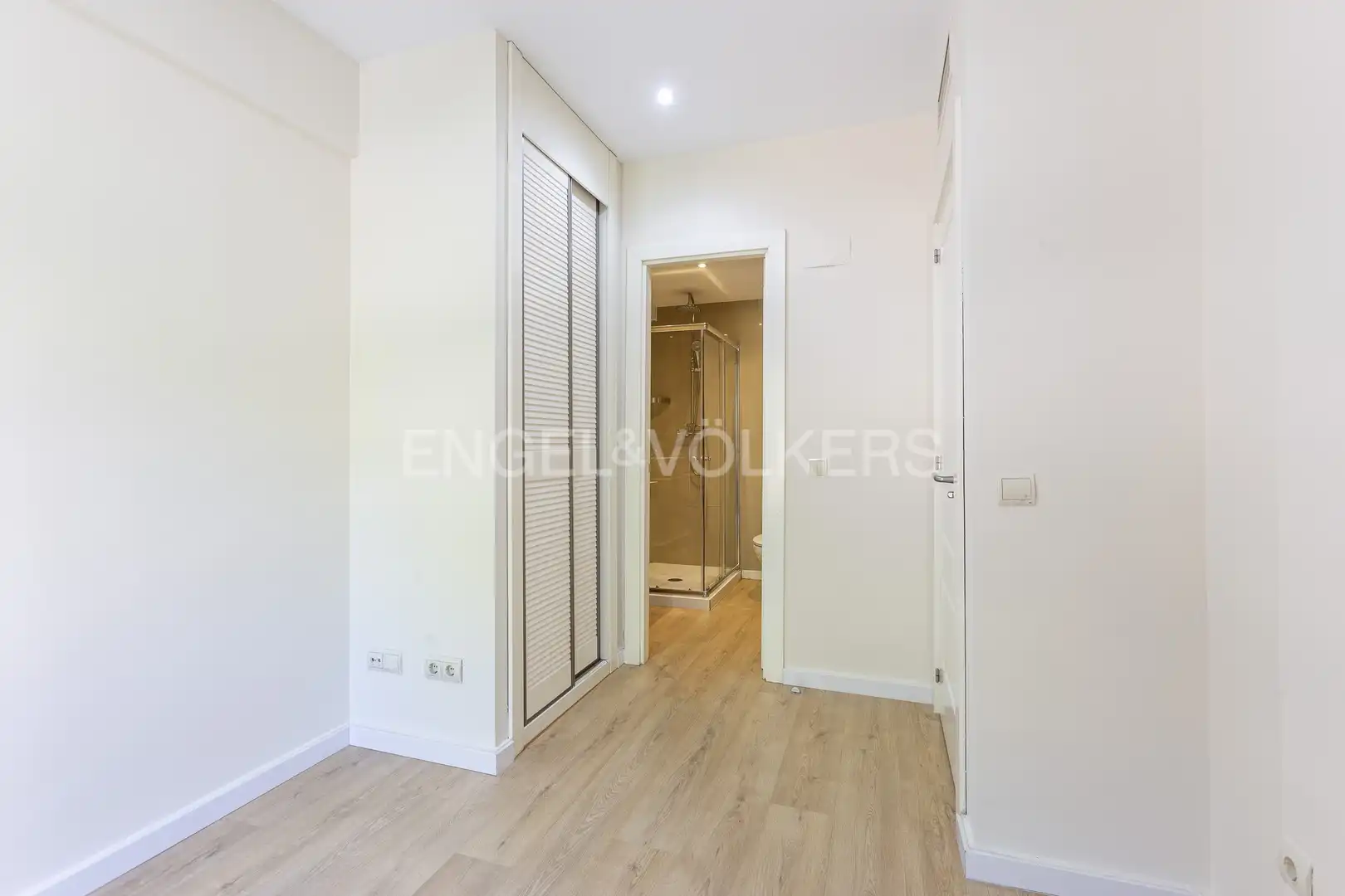 Piso de alquiler en Avenida de Valdemarin, Valdemarín