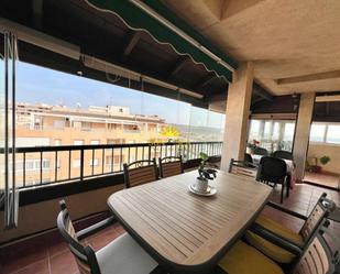Terrassa de Àtic de lloguer en Torrevieja amb Aire condicionat, Calefacció i Terrassa