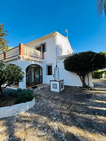 Chalet con terraza en venta en El Montgó